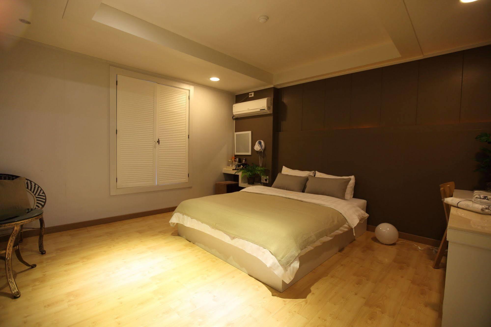 River Hotel Namwon エクステリア 写真